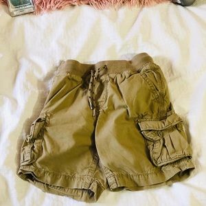 Sale!! 4/$20 Gap Khaki cargo shorts
